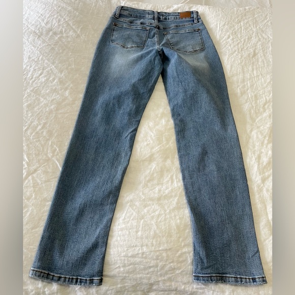 SOLD - Picture 5 of 8